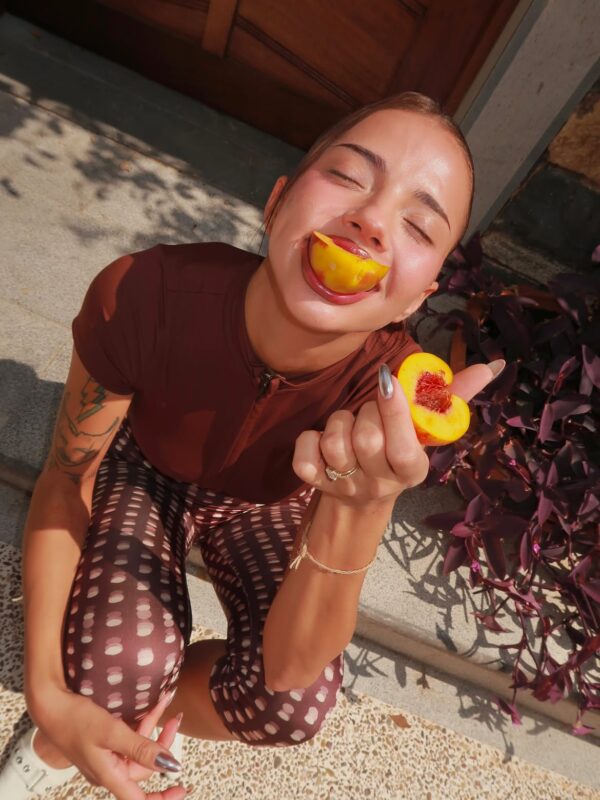 https://www.instagram.com/darnadude