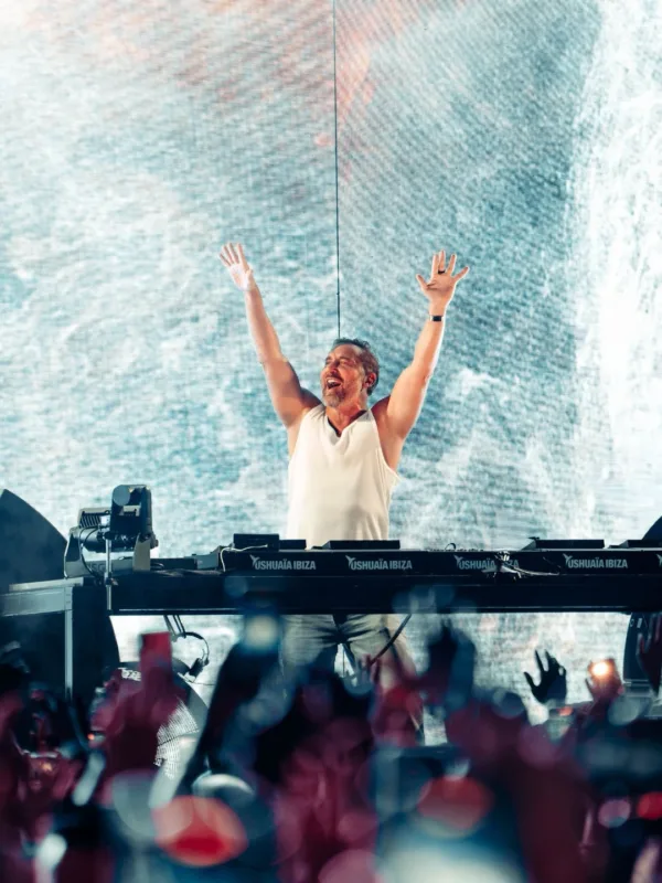 https://www.instagram.com/davidguetta/