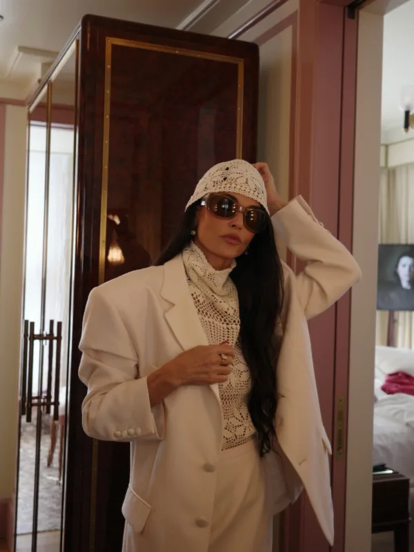 https://www.instagram.com/demimoore/