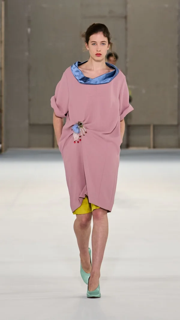 dries_van_noten_kokkina_xilia