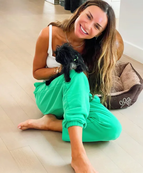 https://www.instagram.com/elenitsolaki