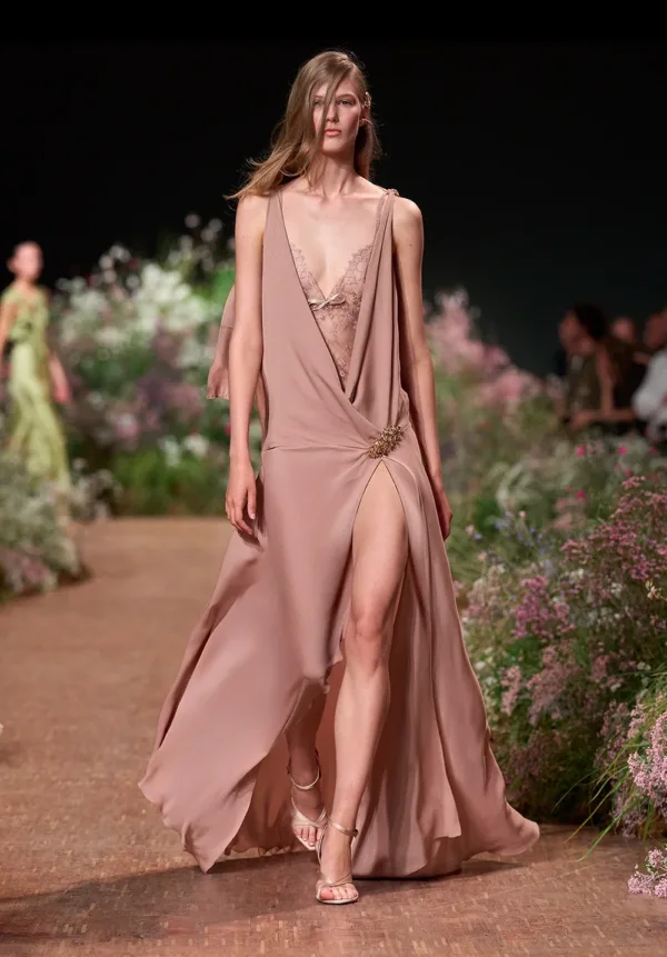 https://eliesaab.com/
