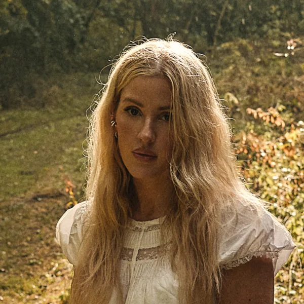 https://www.instagram.com/elliegoulding/
