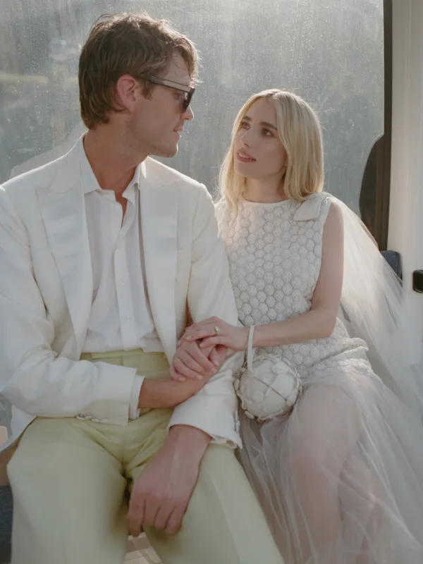 https://www.instagram.com/emmaroberts/