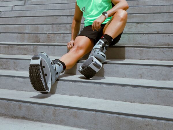 Kangaroo jumps: Το fitness trend που σε κάνει να χοροπηδάς και να γυμνάζεσαι
