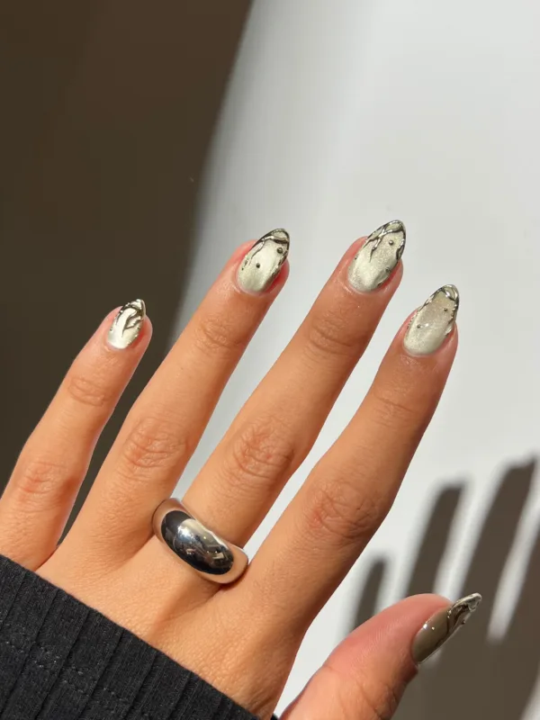 glitter_nails