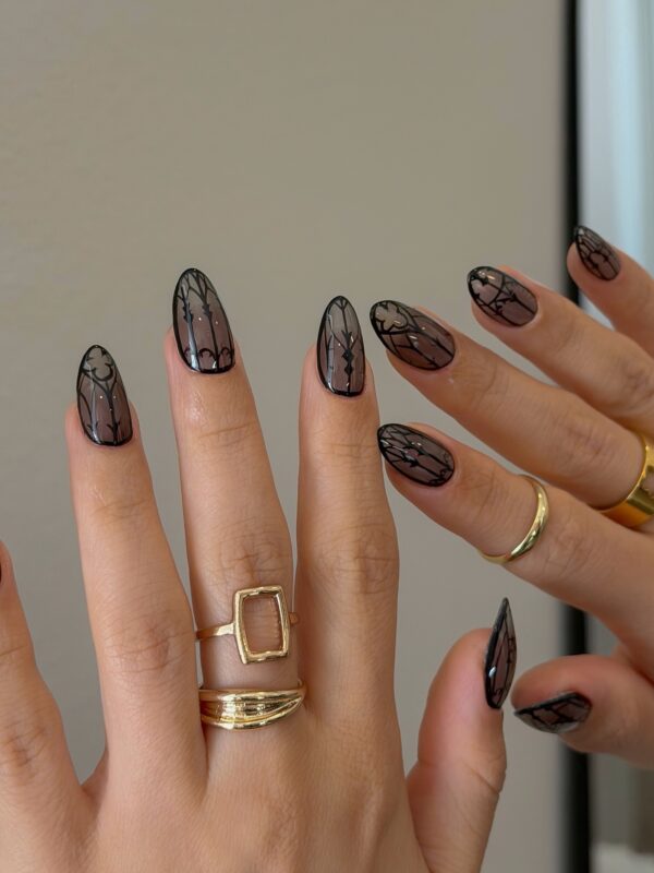gothic_nails_trend