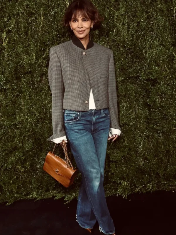 https://www.instagram.com/halleberry/
