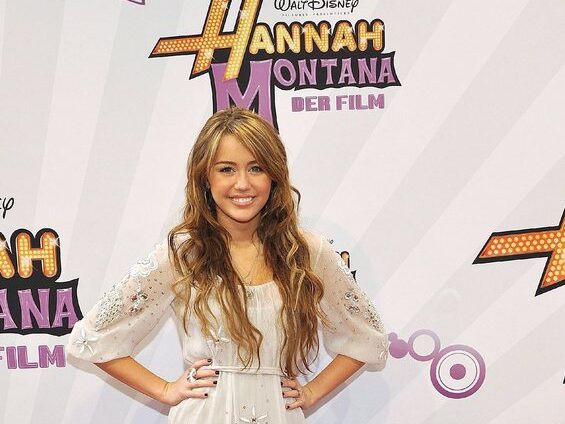Hannah Montana: 20 χρόνια από το soundtrack που σημάδεψε μια ολόκληρη γενιά