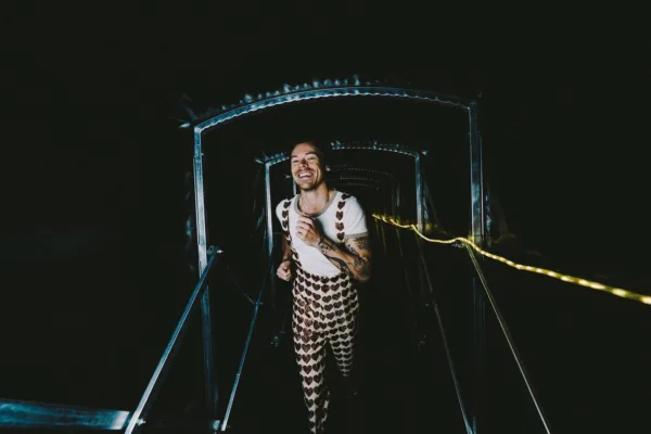https://www.instagram.com/harrystyles/
