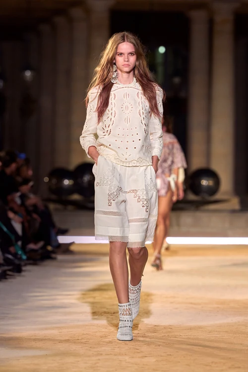 https://isabelmarant.com/