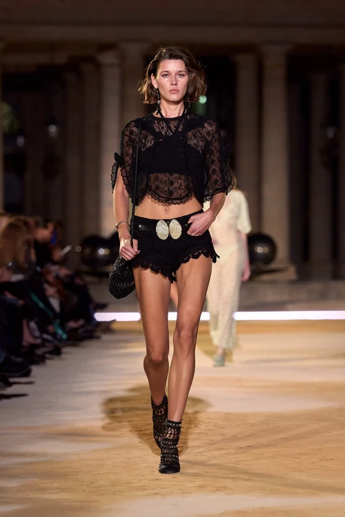 https://isabelmarant.com/
