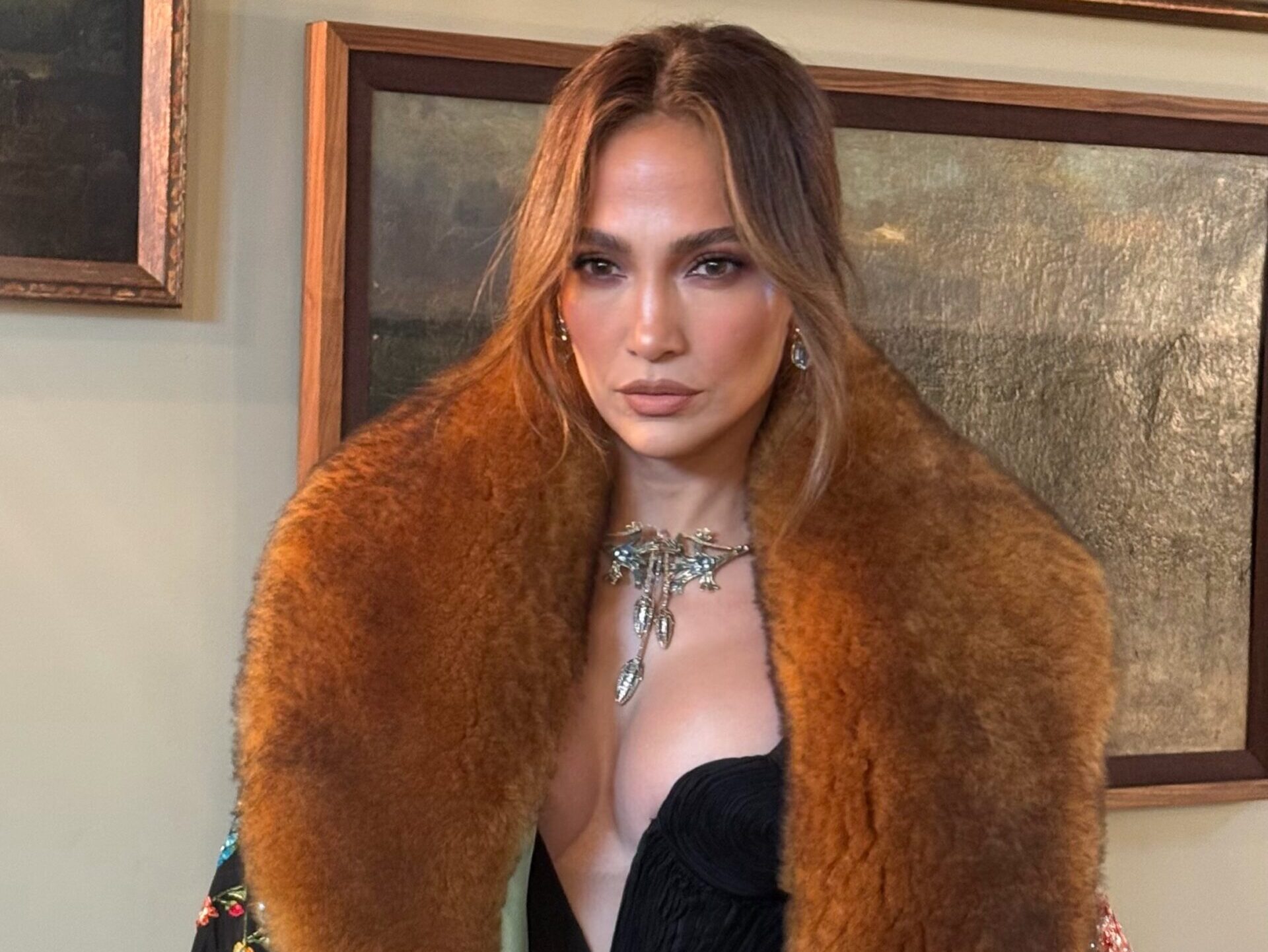 Η Jennifer Lopez απογειώνει το Formula 1 Grand Prix με τις μεγαλύτερες επιτυχίες της