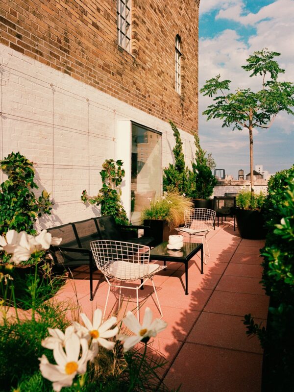 https://www.instagram.com/archdigest/