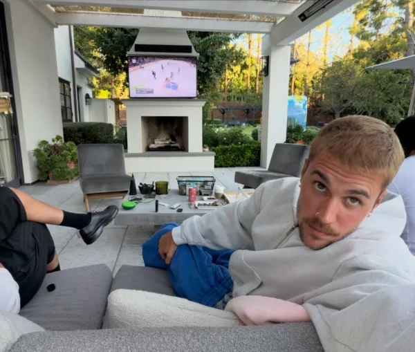 https://www.instagram.com/lilbieber/