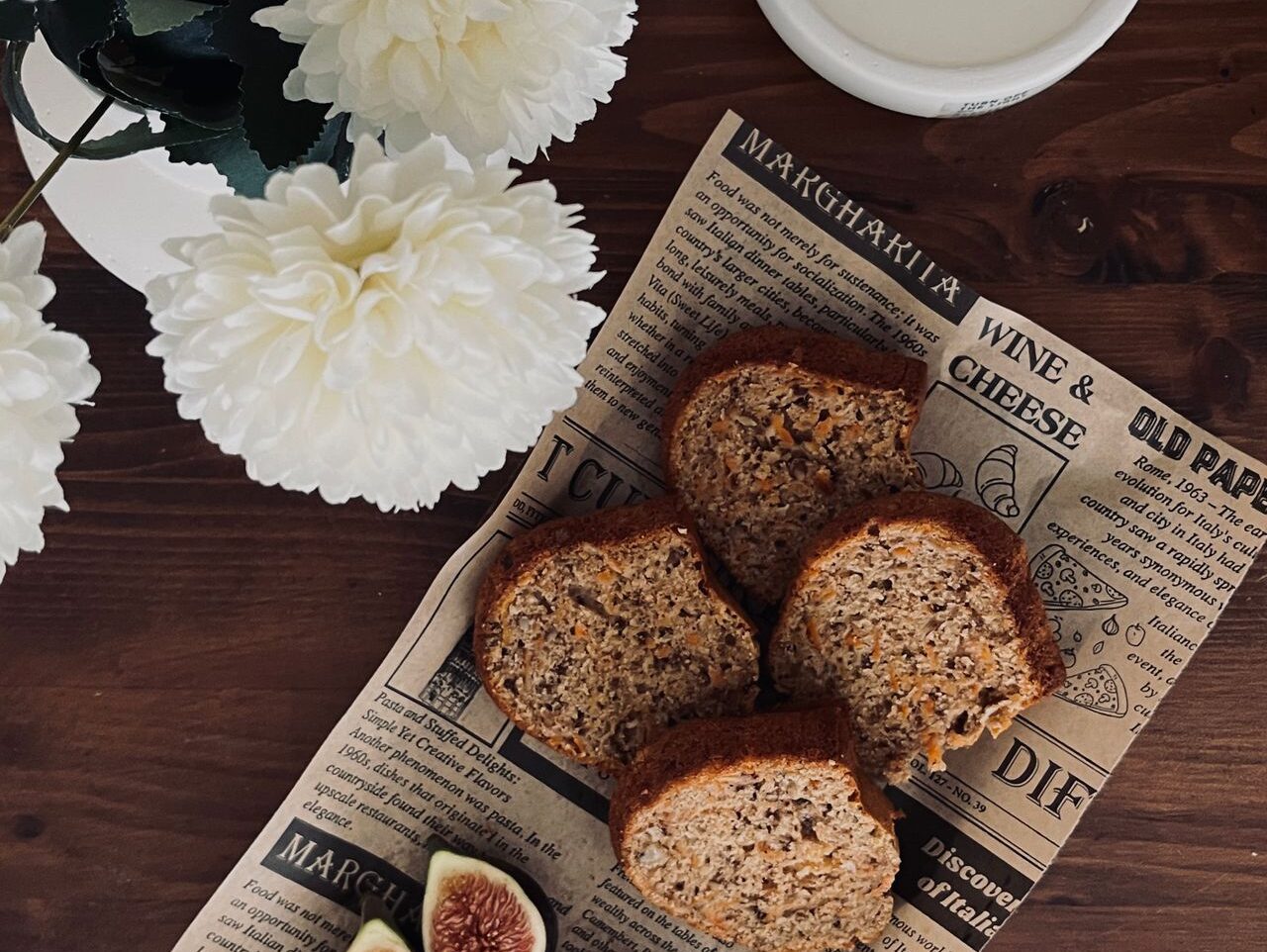 Αυτό είναι το πιο λαχταριστό carrot cake που θα θέλεις να φτιάχνεις όλο το φθινόπωρο