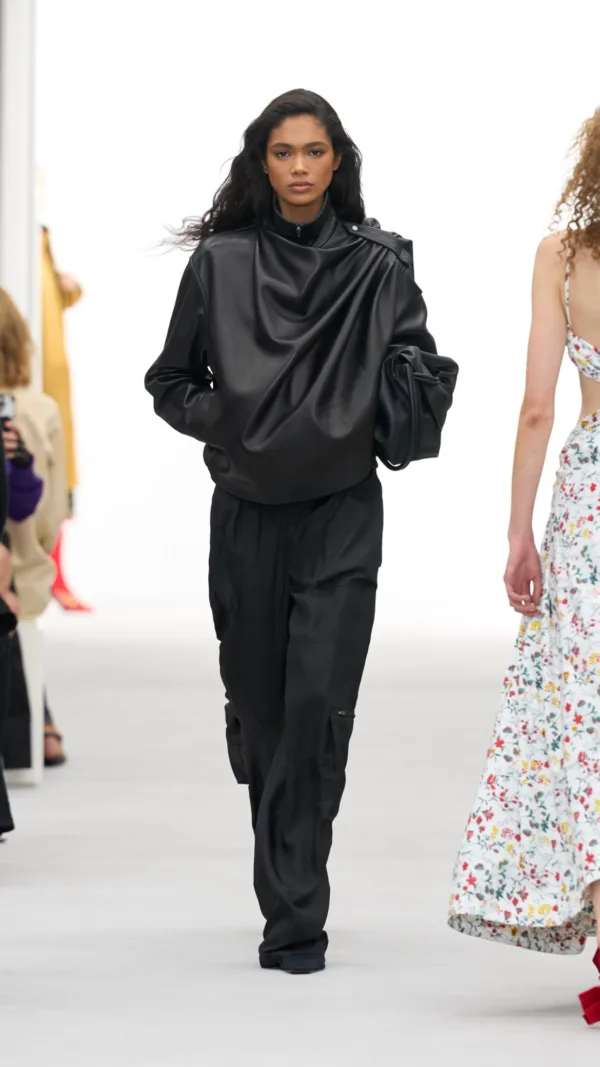 https://www.instagram.com/loewe/