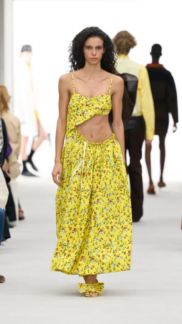 https://www.instagram.com/loewe/