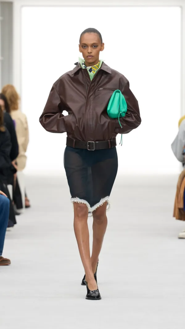 https://www.instagram.com/loewe/