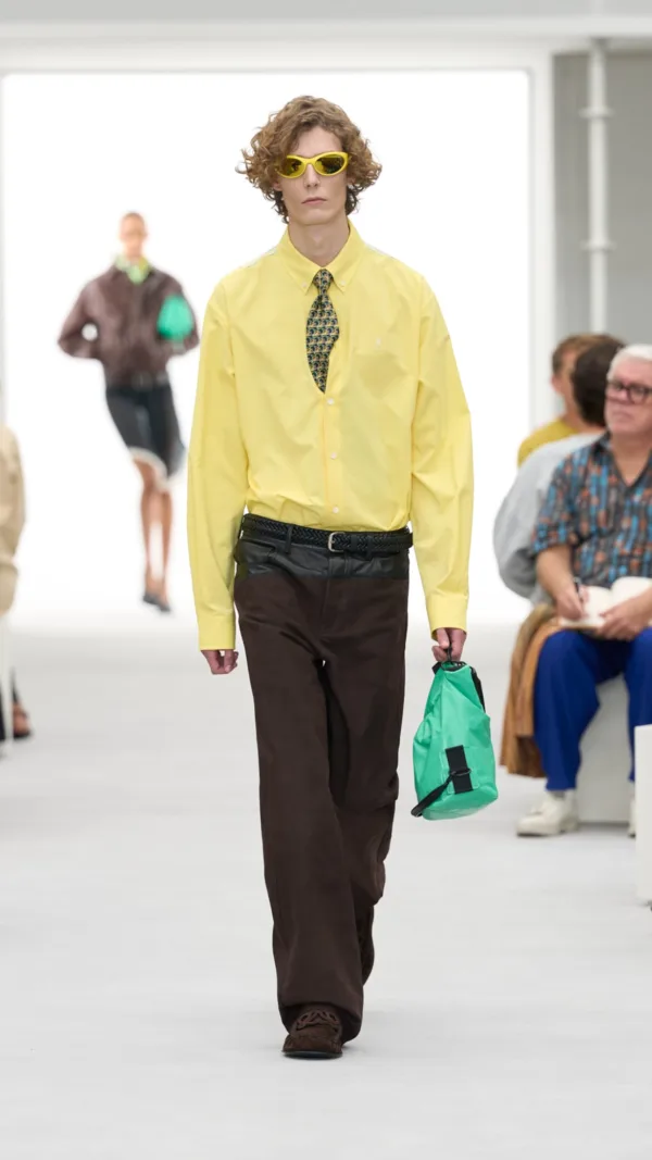 https://www.instagram.com/loewe/