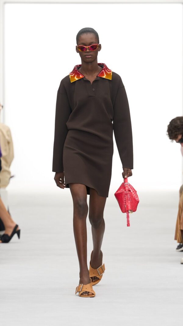 https://www.instagram.com/loewe/