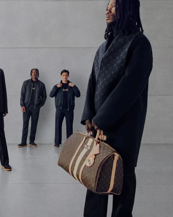 https://www.instagram.com/louisvuitton/