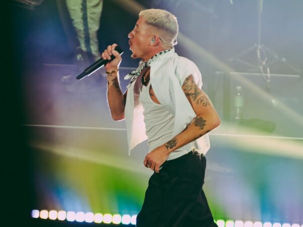 Macklemore: Η πρώτη συναυλία του «Free Palestine Tour» και το μήνυμα του Mark Ruffalo