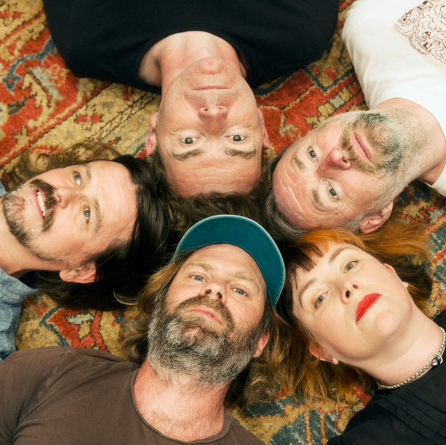 SLOWDIVE