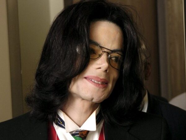 Πόσο κόστιζε να δεις τον Michael Jackson live το 1988; Η τιμή του εισιτηρίου θα σε εκπλήξει