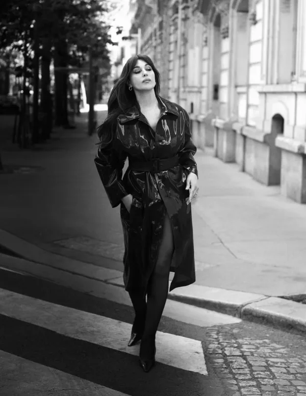 https://www.instagram.com/monicabellucciofficiel/