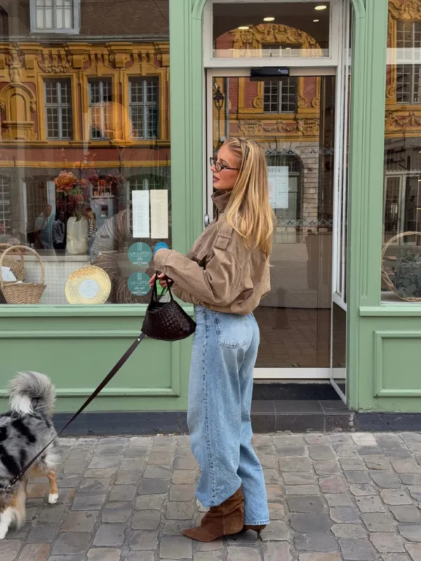 https://www.instagram.com/jessmeupp/