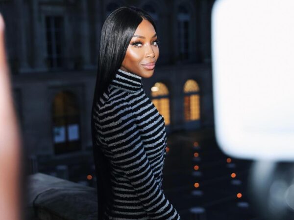 Η Naomi Campbell και η «μάχη» της με τα μικρόβια στο Παρίσι – Δες το βίντεο