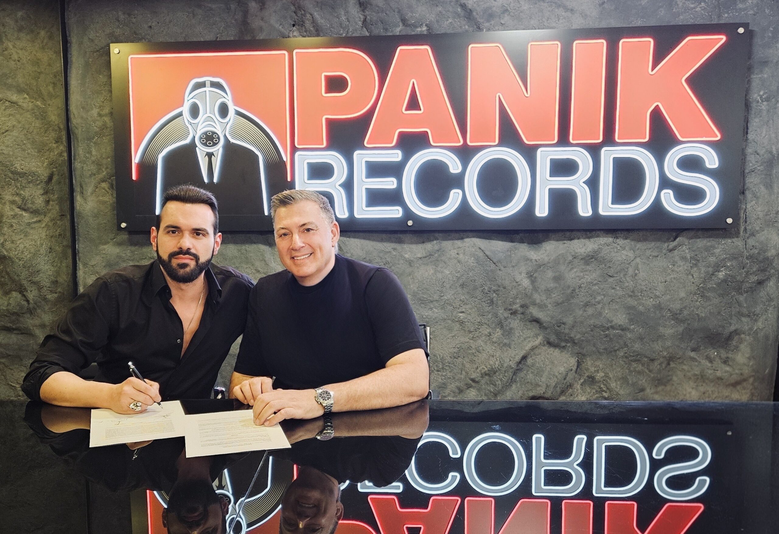 Νίκος Μακρόπουλος: Η νέα συνεργασία με την Panik Records και τα επόμενα μουσικά του βήματα