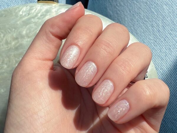Τα nail trends που θεωρούνται εντελώς ξεπερασμένα για το φθινόπωρο 2026