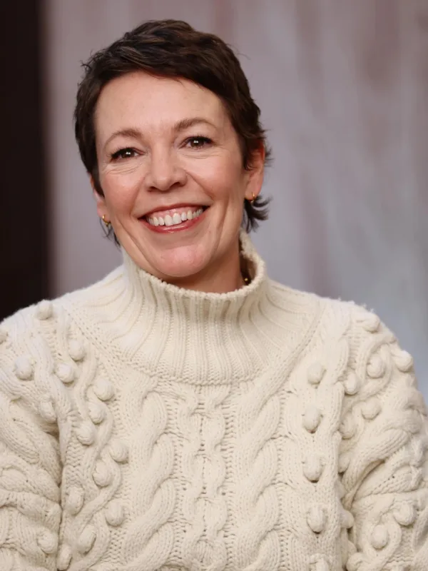 https://www.instagram.com/theoliviacolman_/