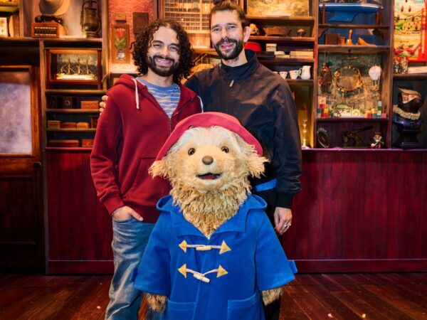 Paddington: Το πολυβραβευμένο μιούζικαλ παίρνει παράταση στο Λονδίνο μέχρι το 2028