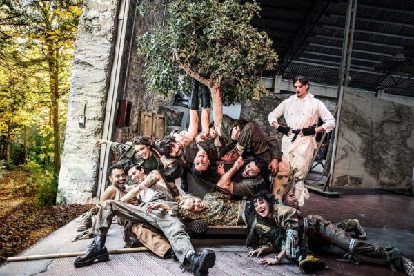 «Ρομπέν, Η Καρδιά του Δάσους»: Η νέα παραγωγή του Μικρού Εθνικού στο REX