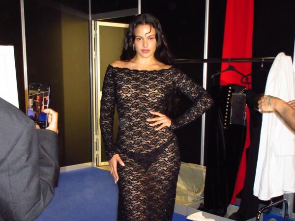 Η μεγάλη τιμητική διάκριση της Rosalía στα Billboard Latin Music Awards και η συγκινητική της ομιλία