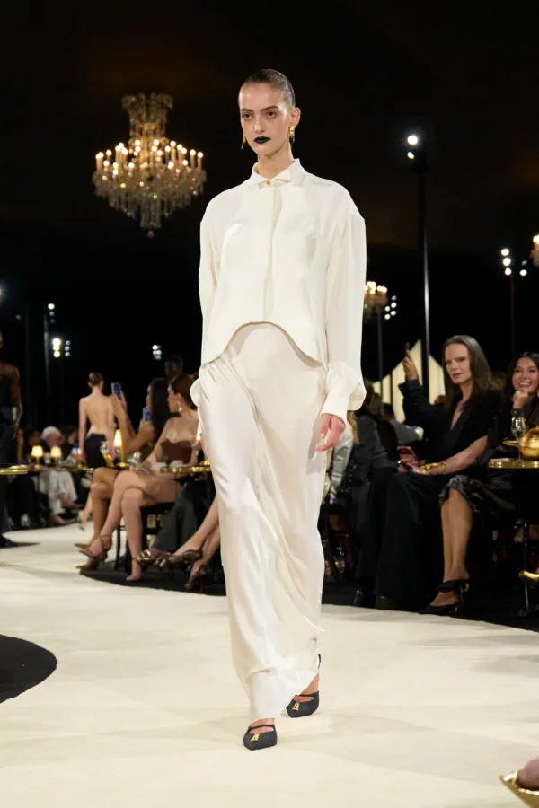 https://schiaparelli.com/