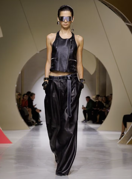 https://www.givenchy.com/