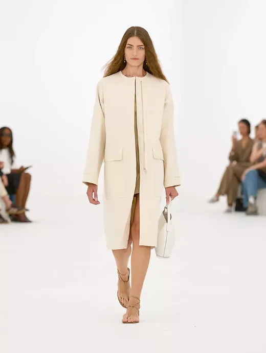 https://www.instagram.com/hermes/