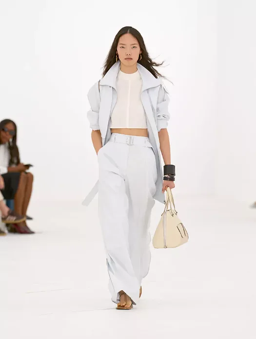 https://www.instagram.com/hermes/