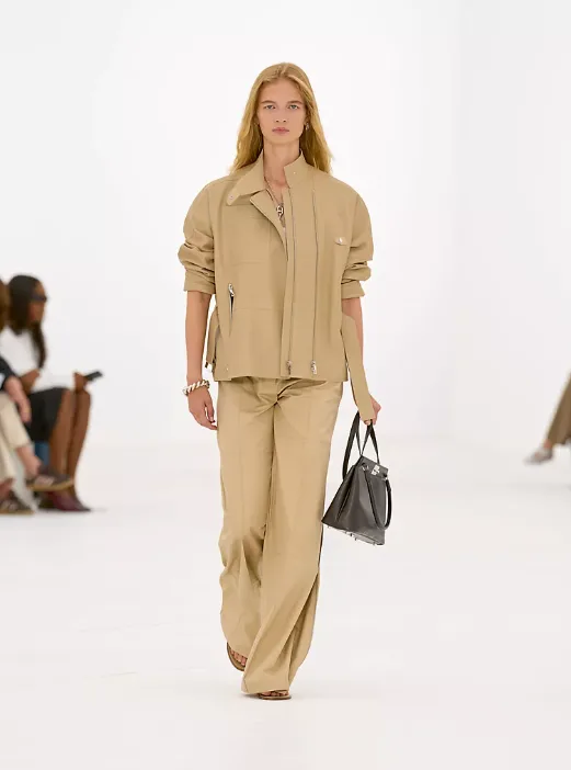 https://www.instagram.com/hermes/