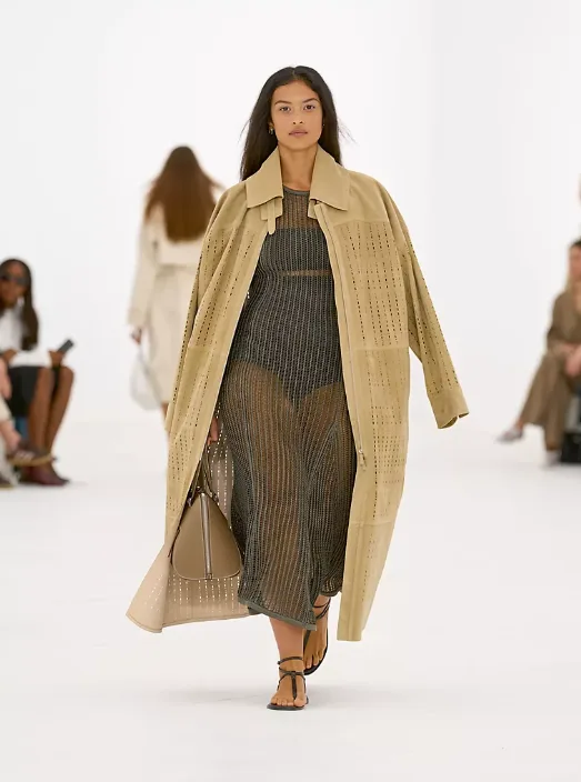 https://www.instagram.com/hermes/