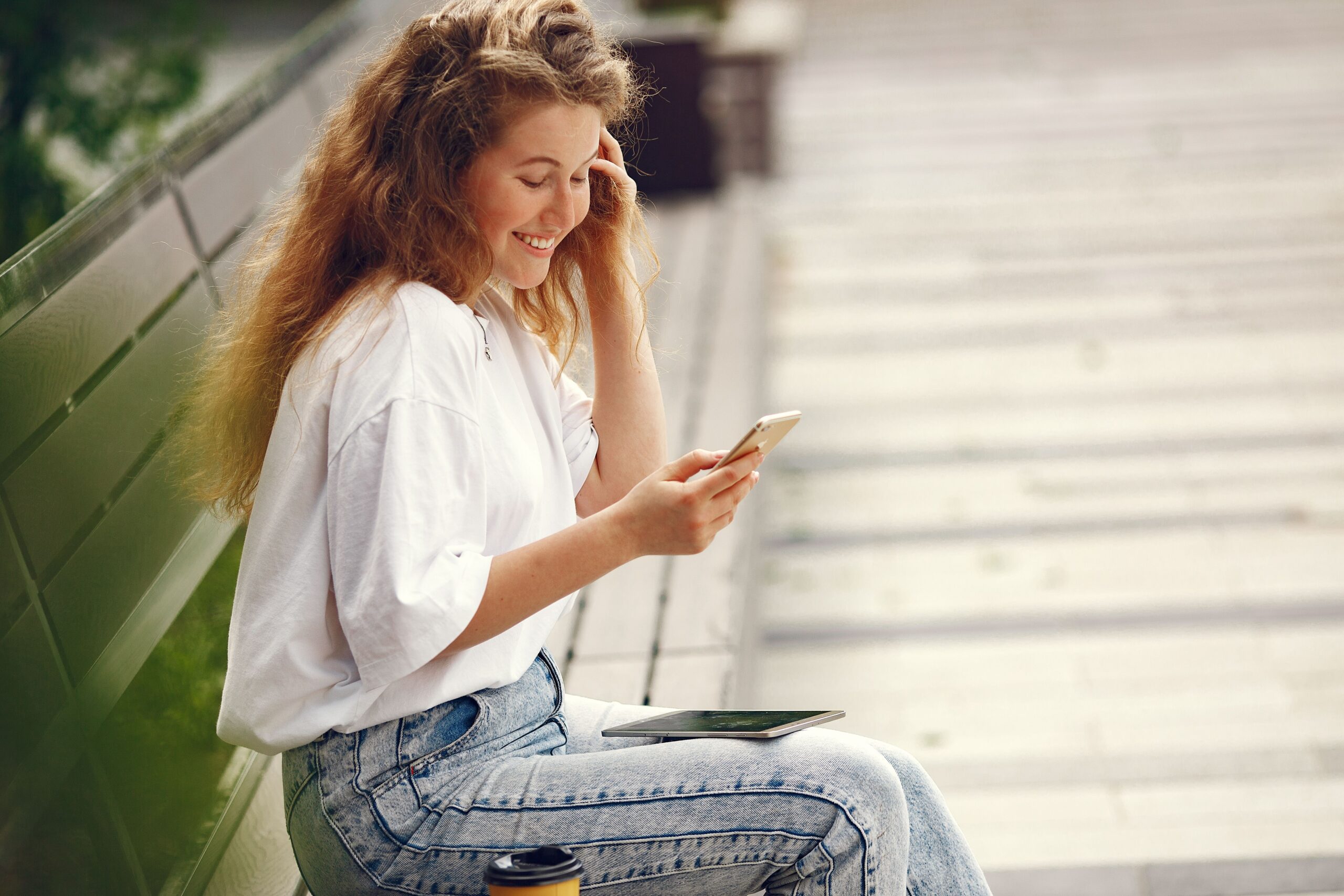 Τα social media μάς «κλέβουν» την ευτυχία; Τι αποκαλύπτει νέα έρευνα