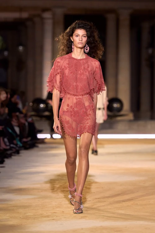 https://isabelmarant.com/