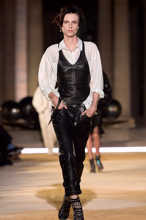 https://isabelmarant.com/