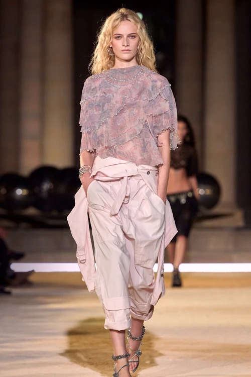 https://isabelmarant.com/