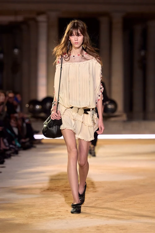 https://isabelmarant.com/