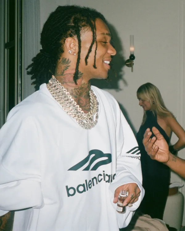 https://www.instagram.com/swaelee/